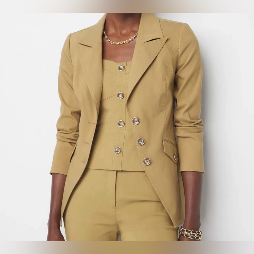 Women’s structured tan blazer